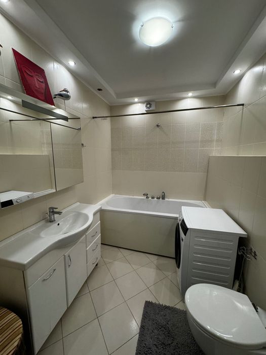 Продам 2 кімнатну 69м без % ЖК Silver Breeze Дніпровська набережна  1а