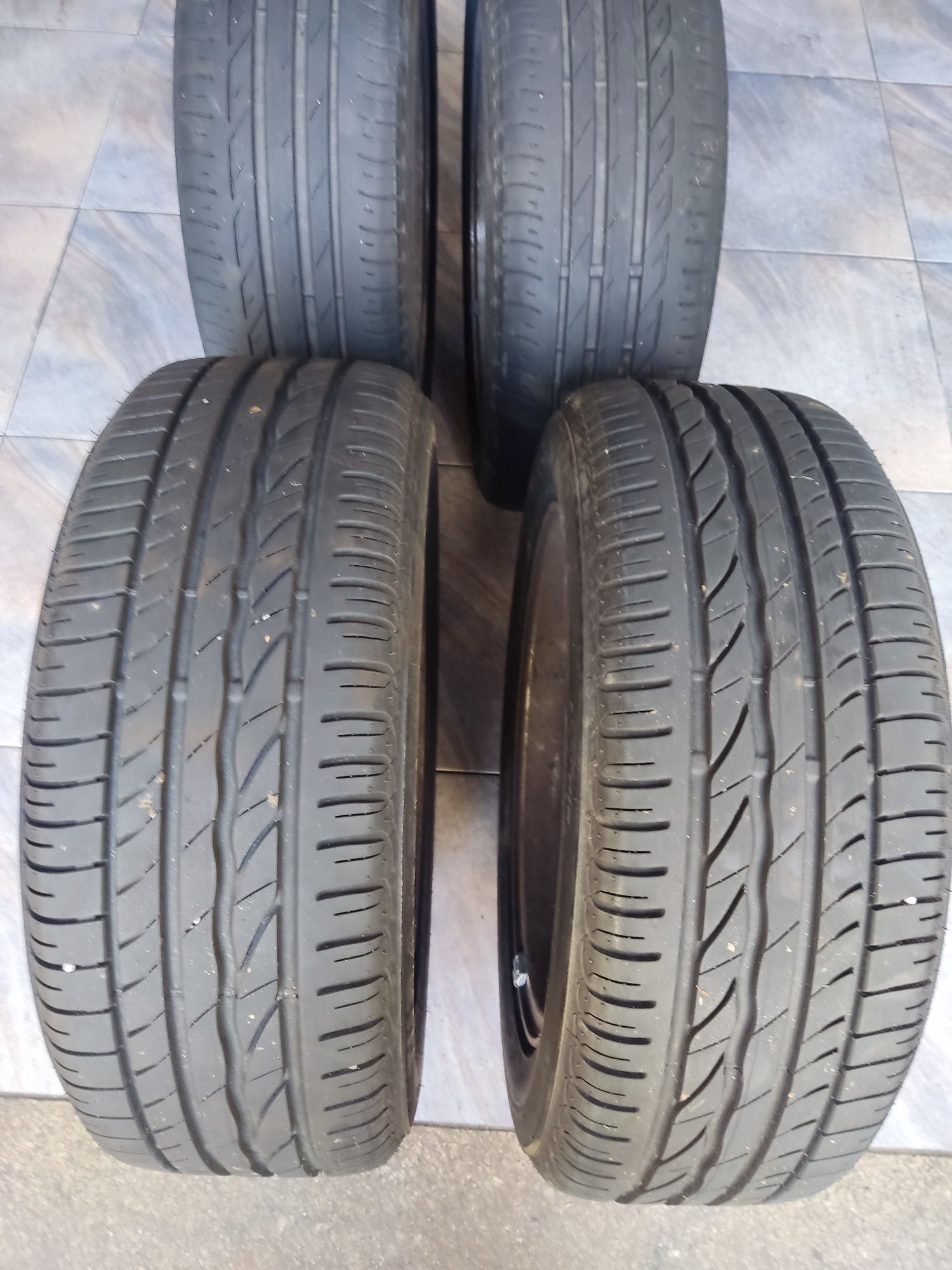 Jantes 16" com pneus Bridgestone Turanza