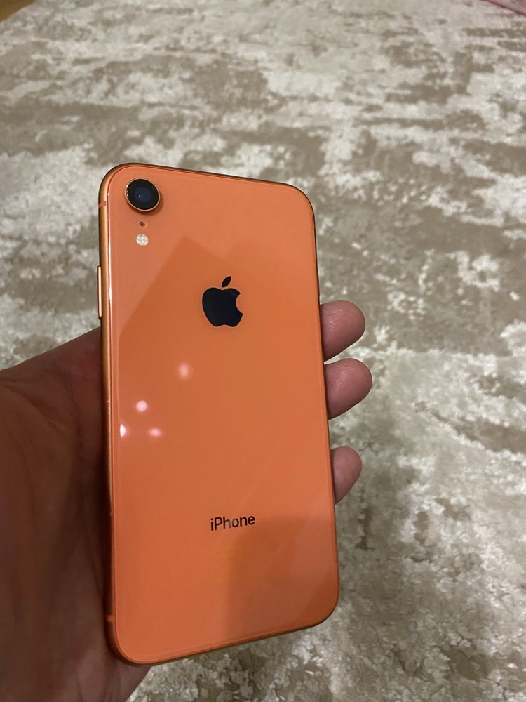 iPhone XR 128 Gb Coral