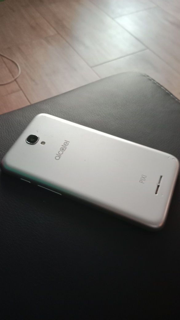 Alcatel pixi 4 na części