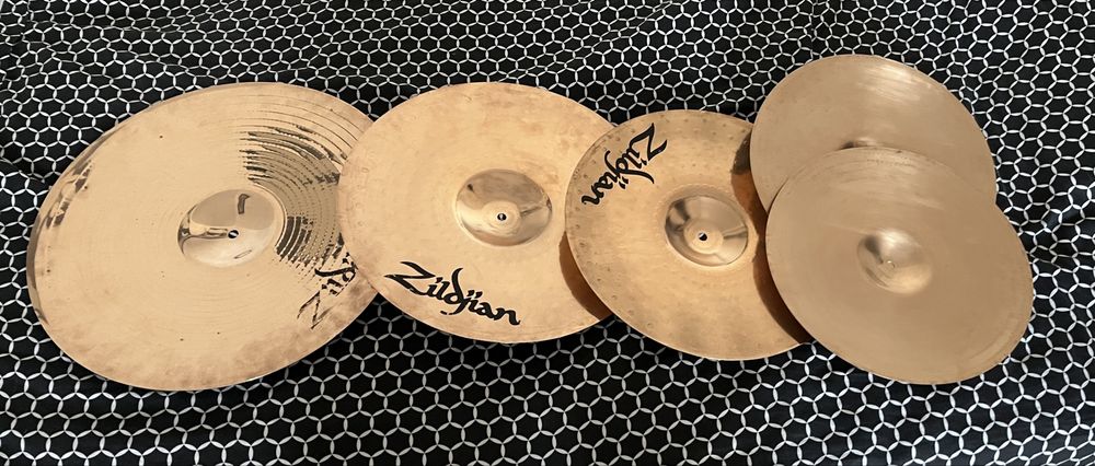 Talerze Zildjian  ZBT KOMPLET.