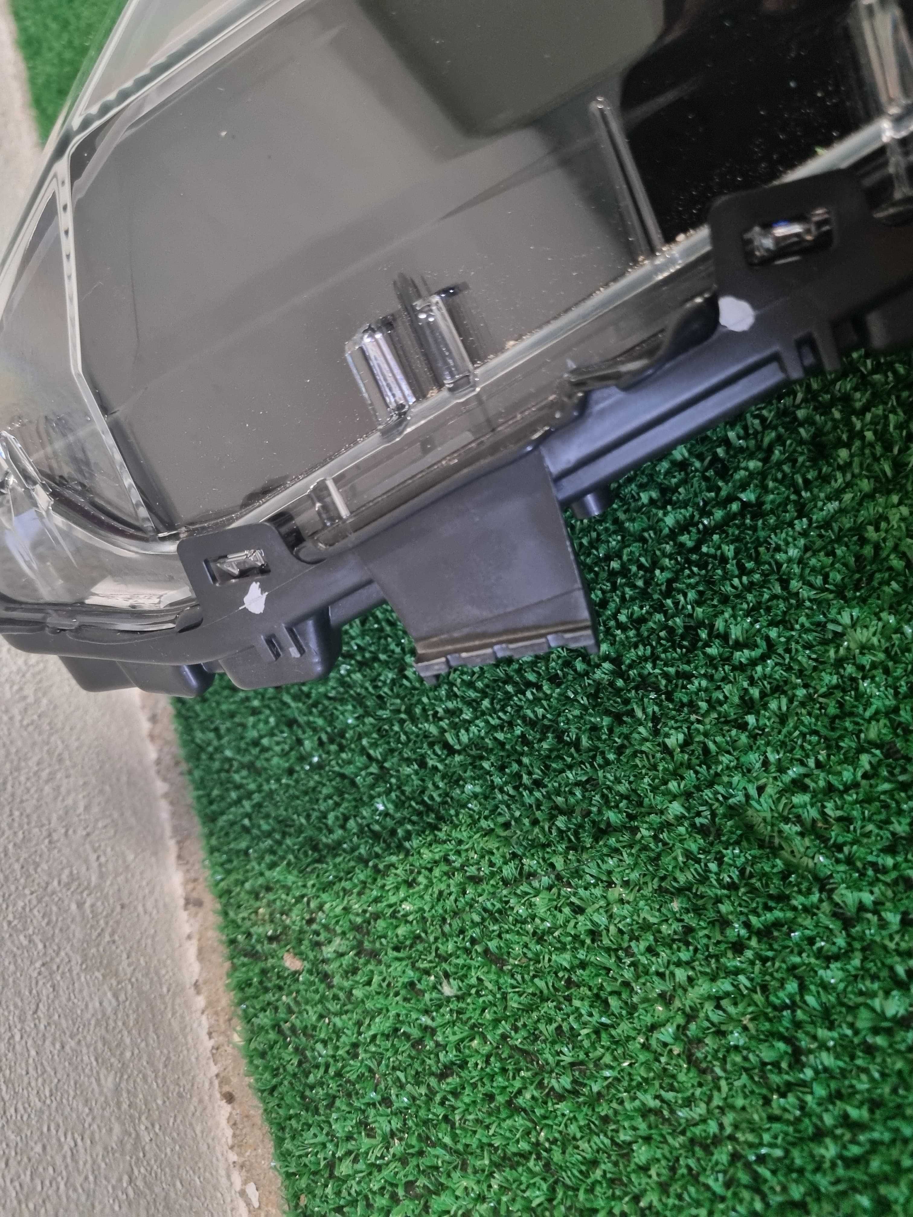 Farolim Diurno Direito Peugeot 208/2008 ORIGINAL NOVO