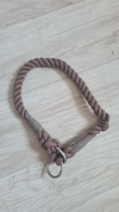 Obroża samozaciskająca