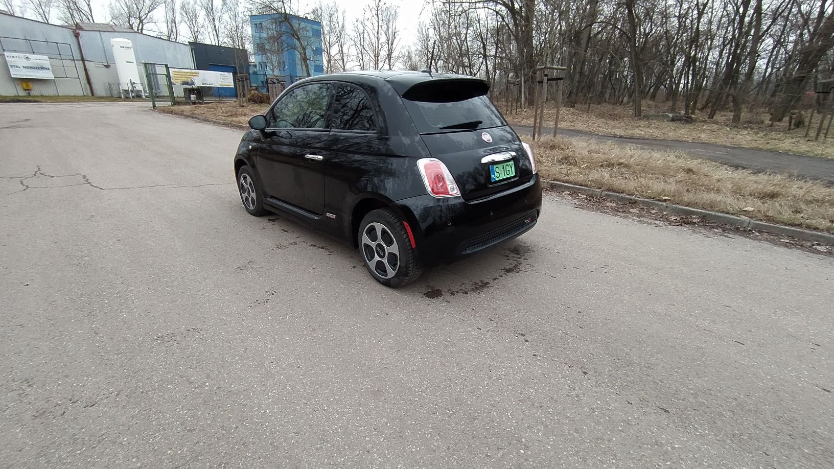 Fiat 500e elektryk Czysty CARFAX transport