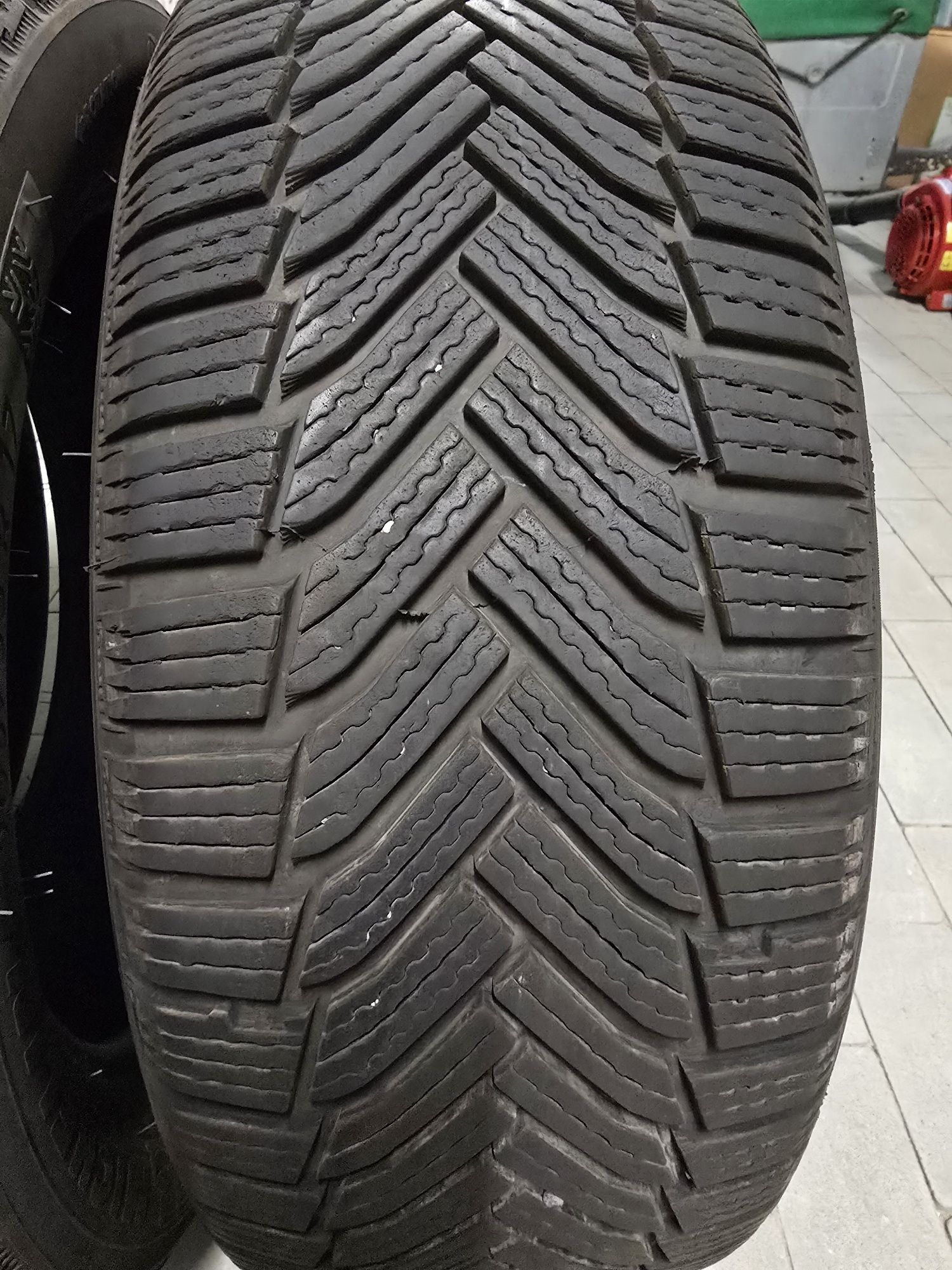 Opony zimowe  Michelin 205/55R17