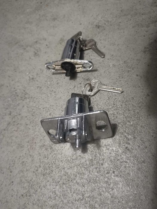 zamek 125p FSO klapa kombi sedan nowy