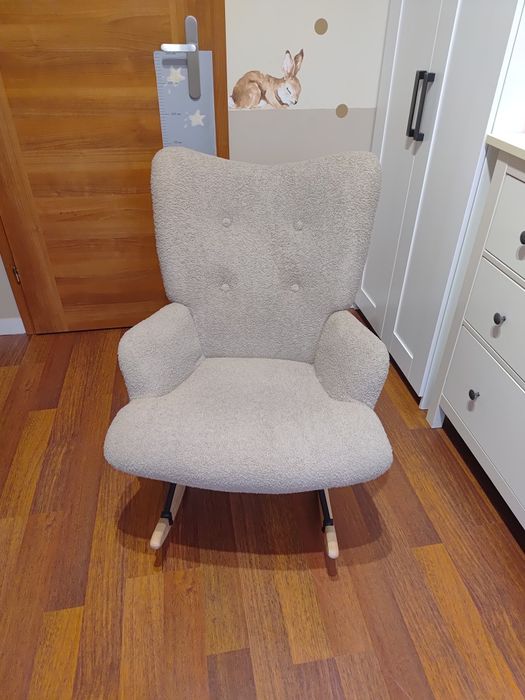 Fotel bujany Homla Moss Teddy Boucle - używany jak nowy