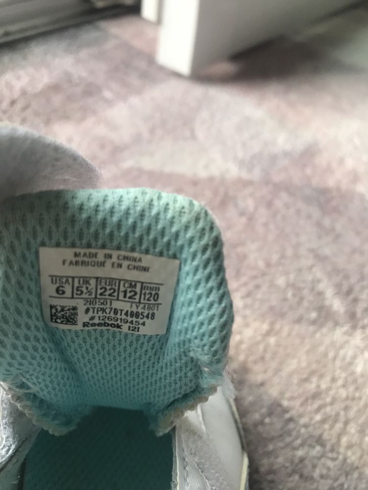 Buty sportowe  reebok 22