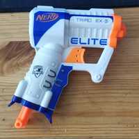 Nerf gun triad ex-3 elite