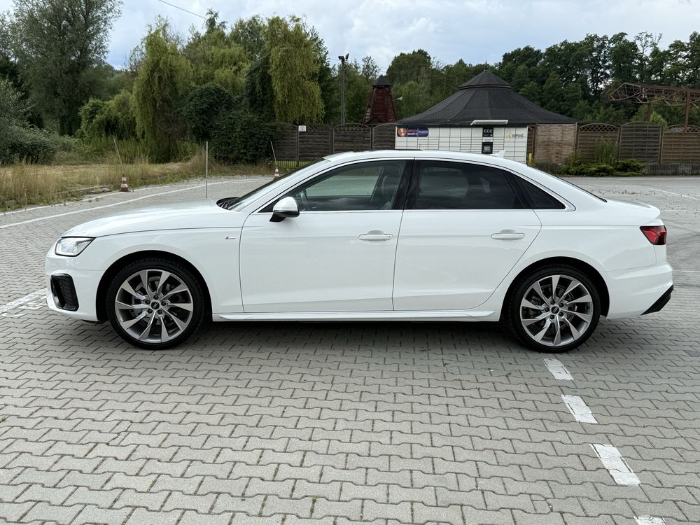 Audi A4 40 TFSI 2.0T automat kamera CarPlay S-Line Matrix serwisowana