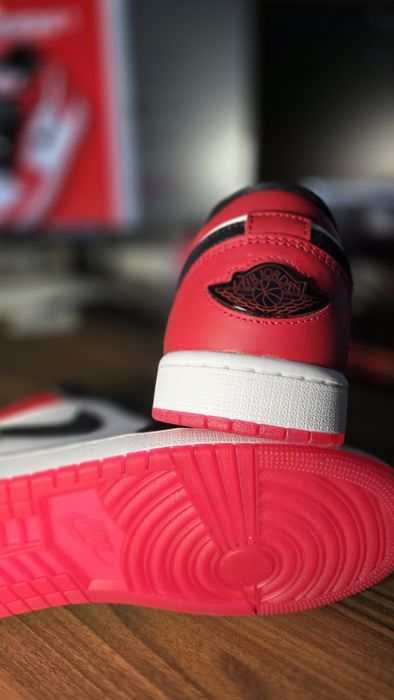 Nike air jordan 1 low SE black varsity red