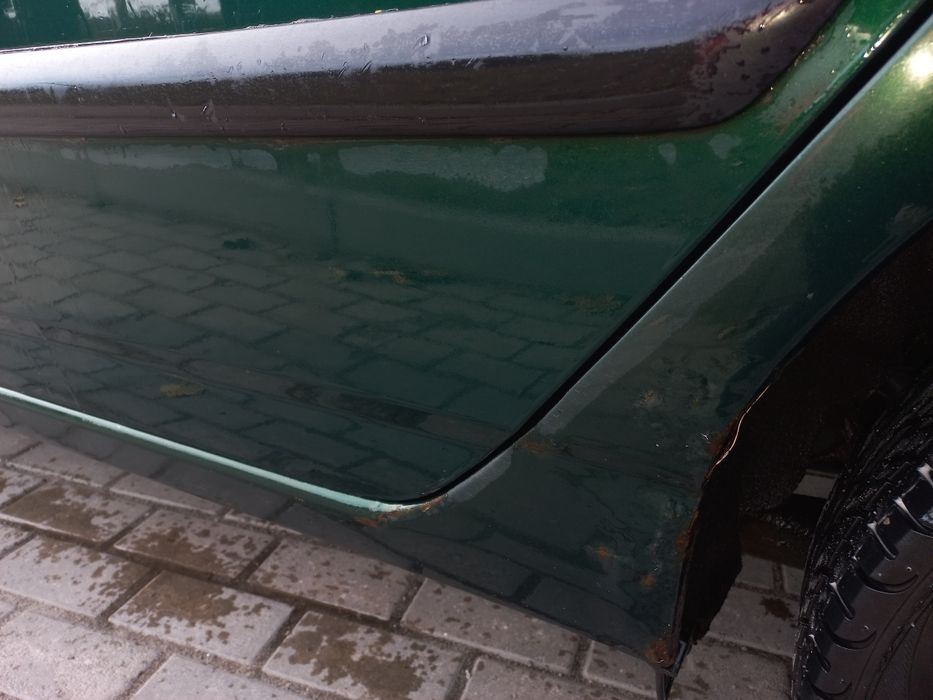 Тойота корола 2003 року