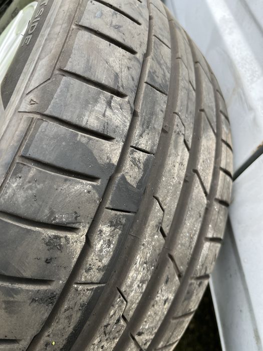 Koła felgi opony BMW G20 G21 225/50/17 TPMS V Spoke Style 775