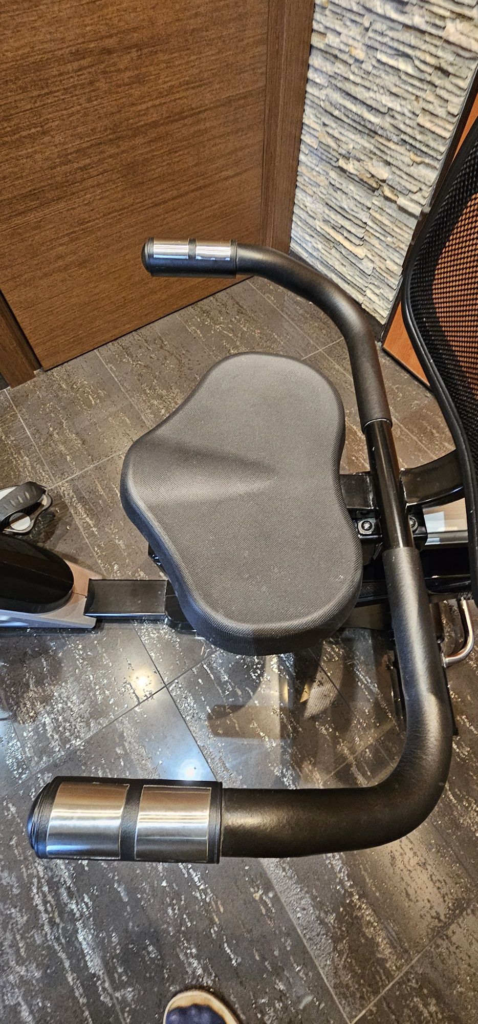 Rower leżący elektryczno-magnetyczny HS-070L Helix srebrny
Reviews
5 o