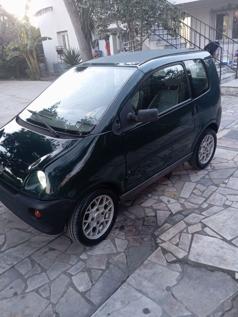 Aixam 400 com sensor na traseira