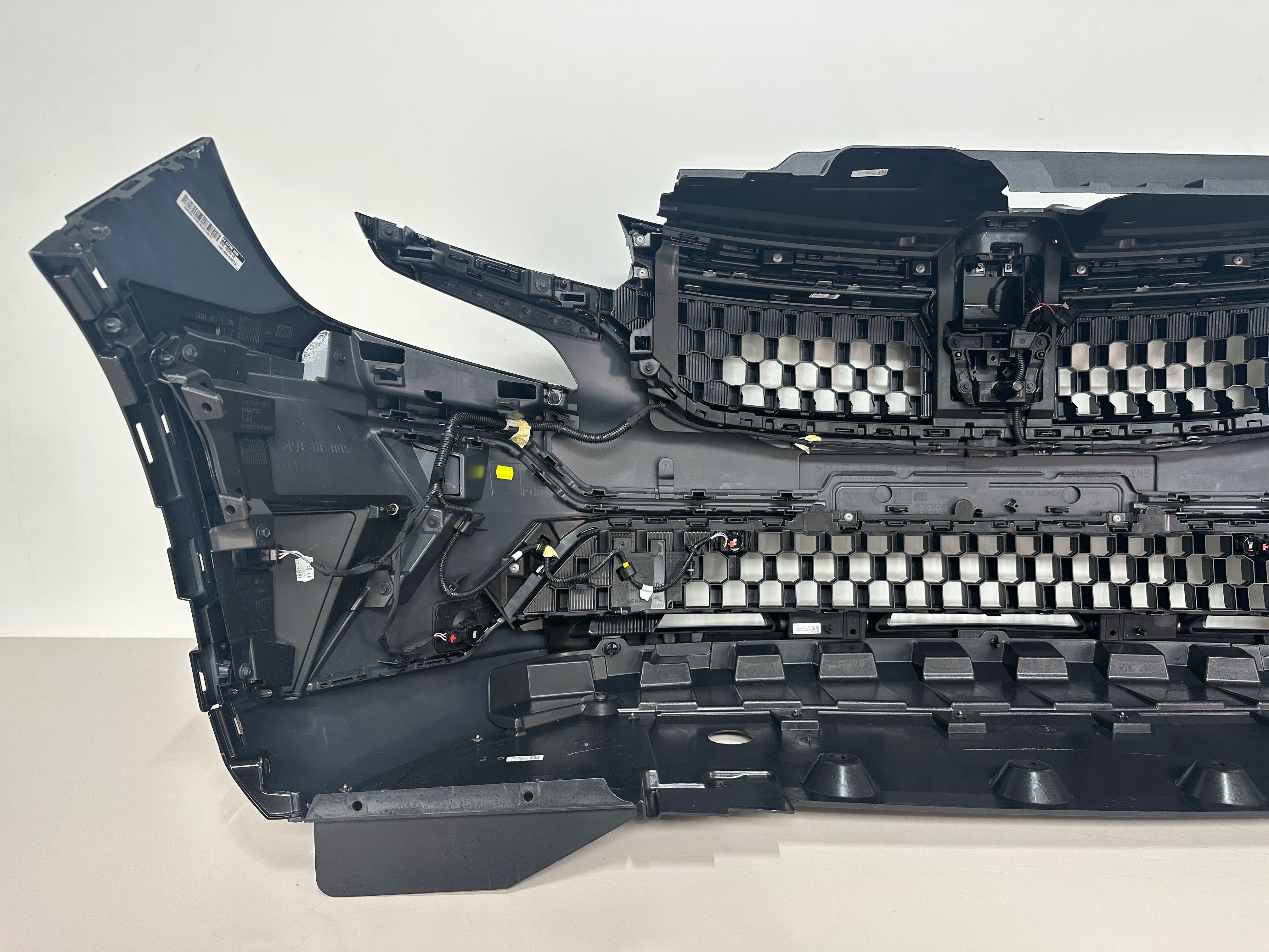 Renault Austral RS Line 6PDC Zderzak Przedni