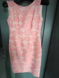 Sukienka damska różowa haftowana