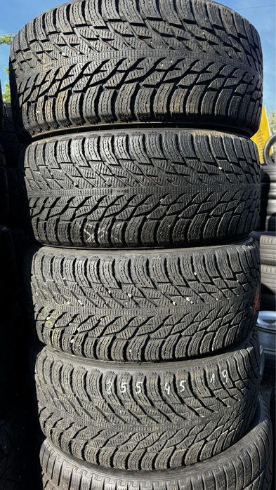 255/45/19 +235/50/19 Nokian Hakkapeliitta R 3, Tesla Y,