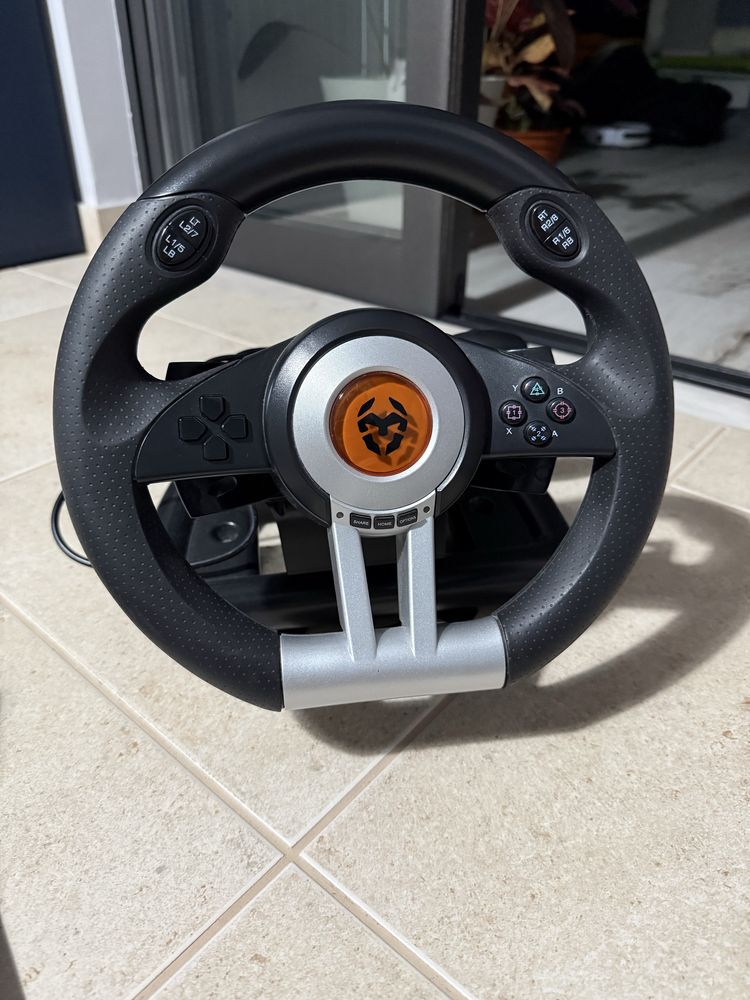 Volante para Playstation e PC