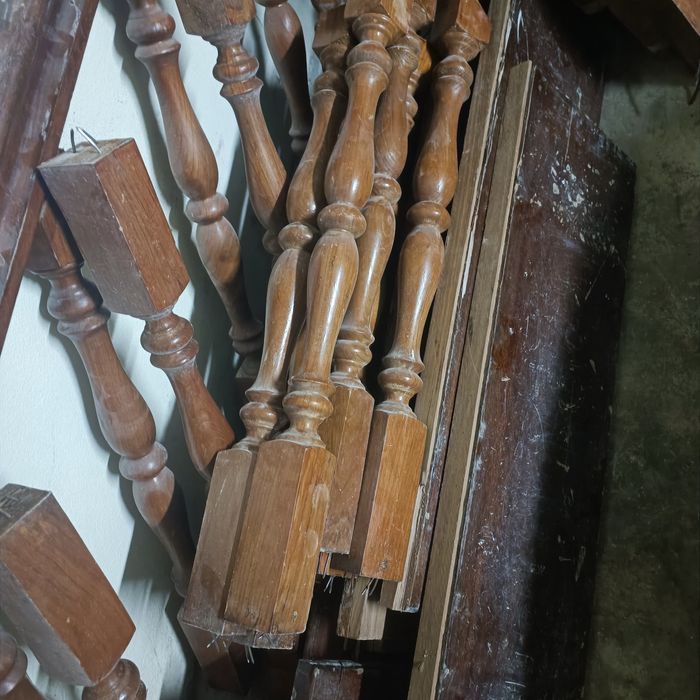 Conjunto corrimão madeira