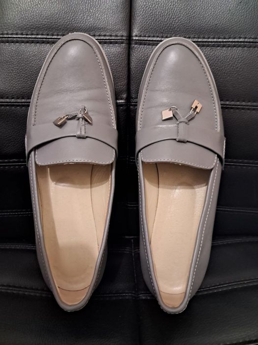 Лофери жіночі. Шкіра, 39 розмір.