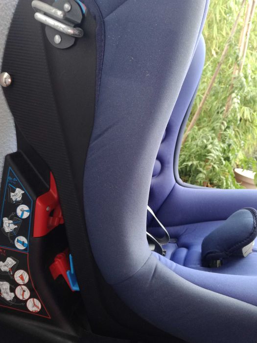 Vendo cadeira auto Chicco Eletta azul