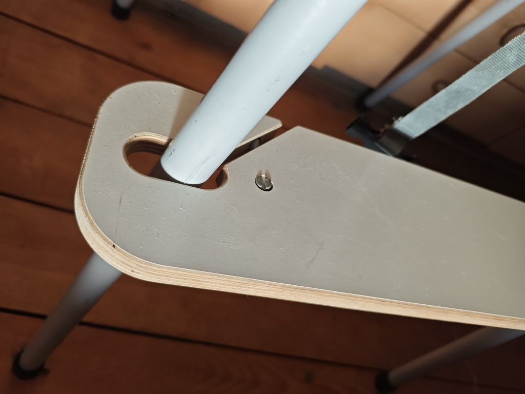 Krzesełko do karmienia Ikea Antilop z podnóżkiem z wyposażenie