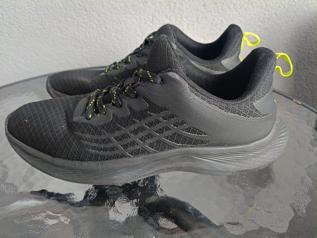 Buty sportowe rozm. 41