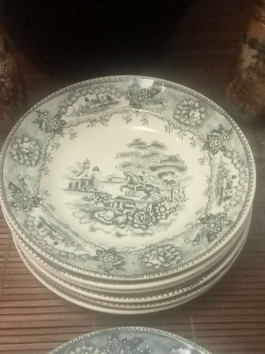 Pratos de porcelana " Cavalinho '