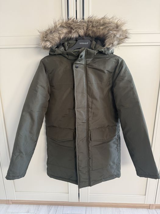 Kurtka zimowa lekko ocieplana chłopięca khaki Jack&Jones r. 152