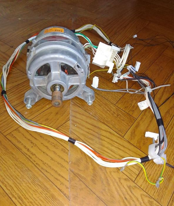 Пральної машинки Electrolux (мотор)з проводами