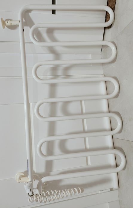 Grzejnik Suszarka elektryczna obrotowa biała INSTAL-PROJEKT 200W