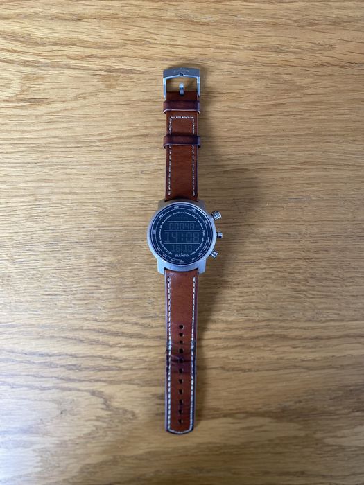 Zegarek suunto elementum terra leather brown skóra brązowy