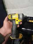 Гайковерт DeWALT