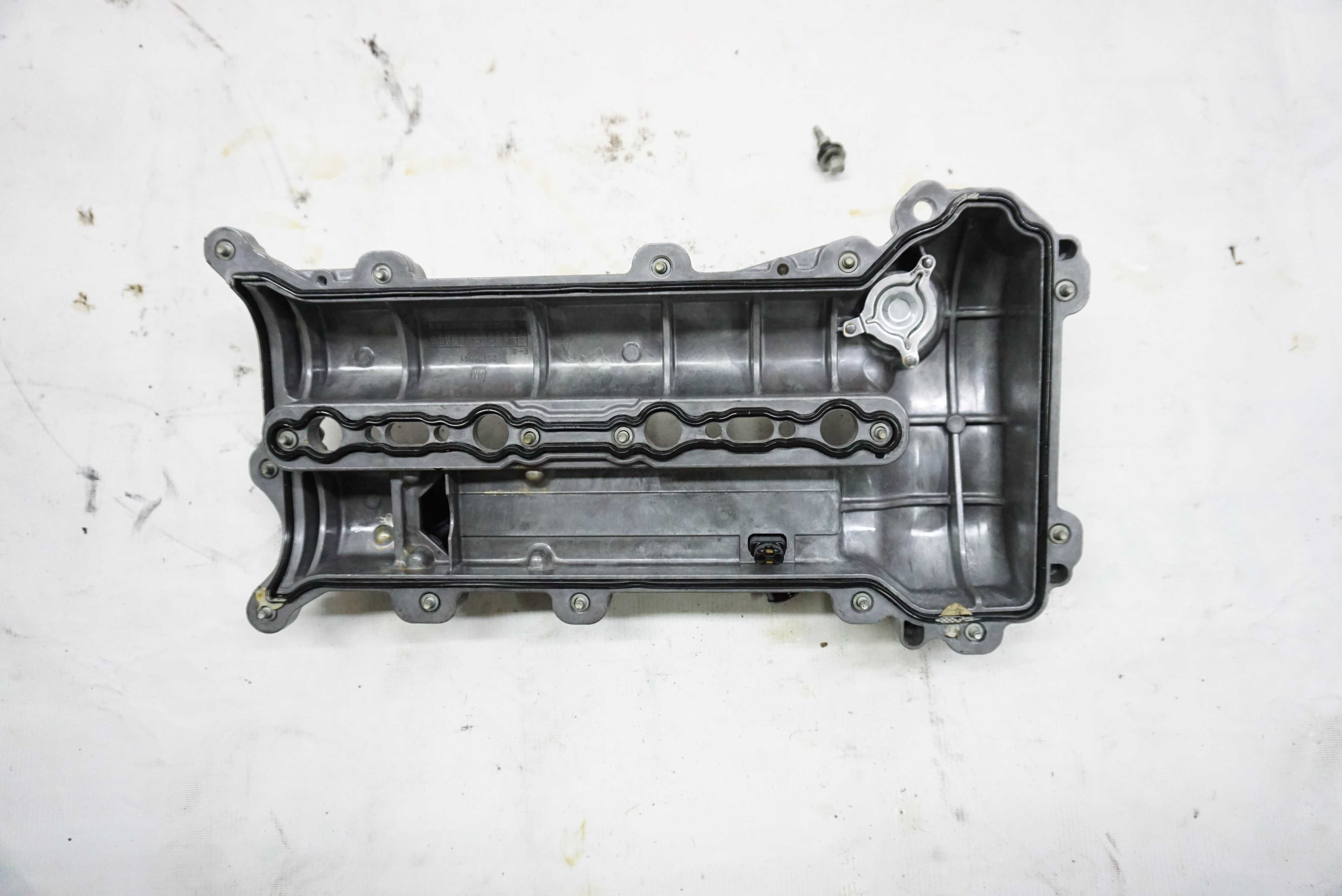 Кришка клапанів Chevrolet Captiva\Шевроле Каптіва C140\ 2.2D