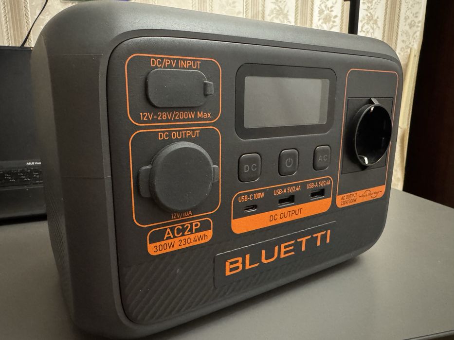 Bluetti AC2P портативна зарядна станція 300 Вт