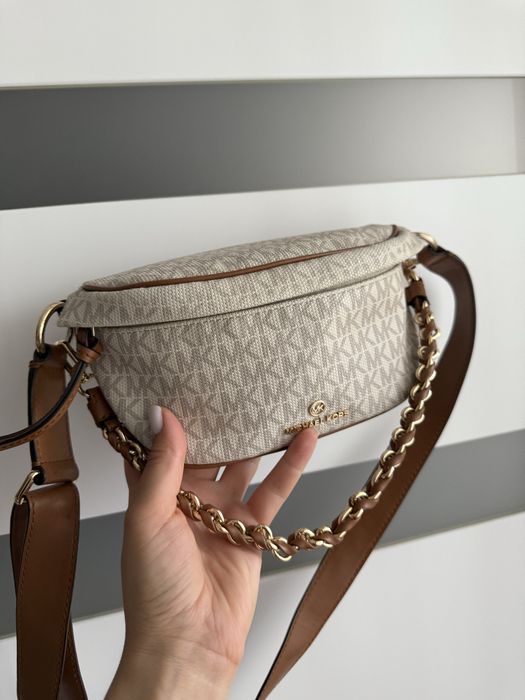 Бананка Michael Kors