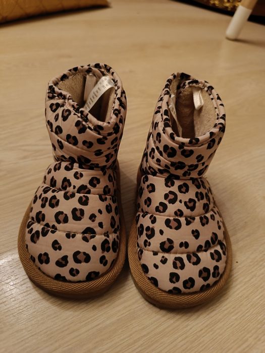 Уггі осінь - зима на дівчинку