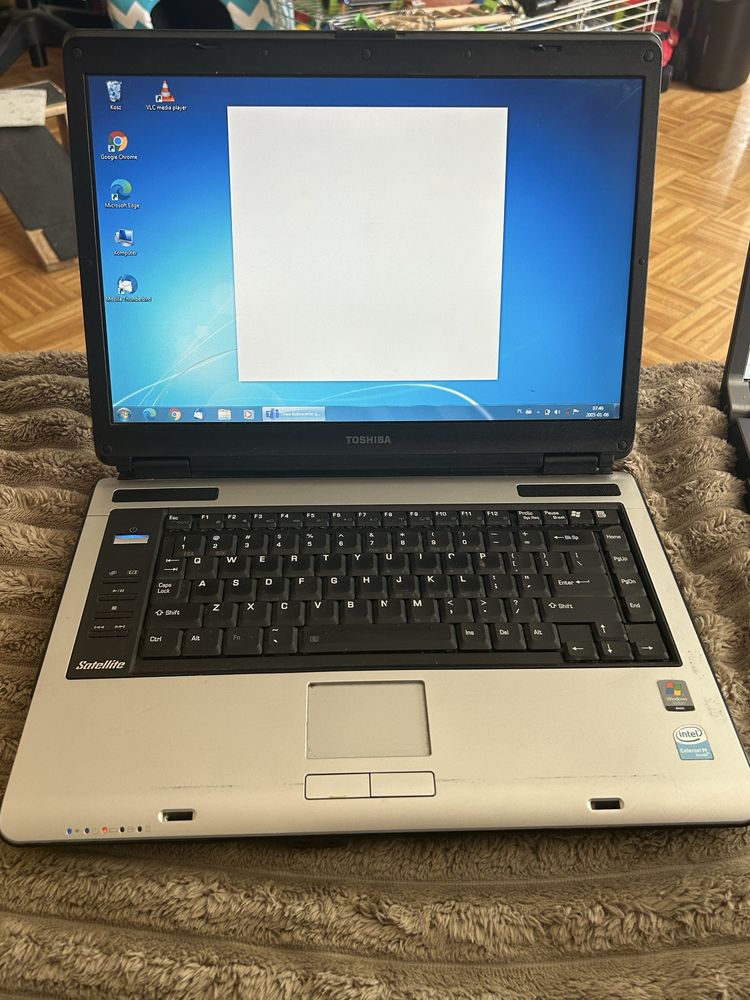 Laptop TOSHIBA 2007rok