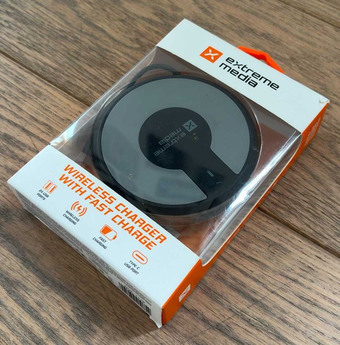 Ładowarka Bezprzewodowa EXTREME MEDIA z Fast Charge + 2x USB + Type-C