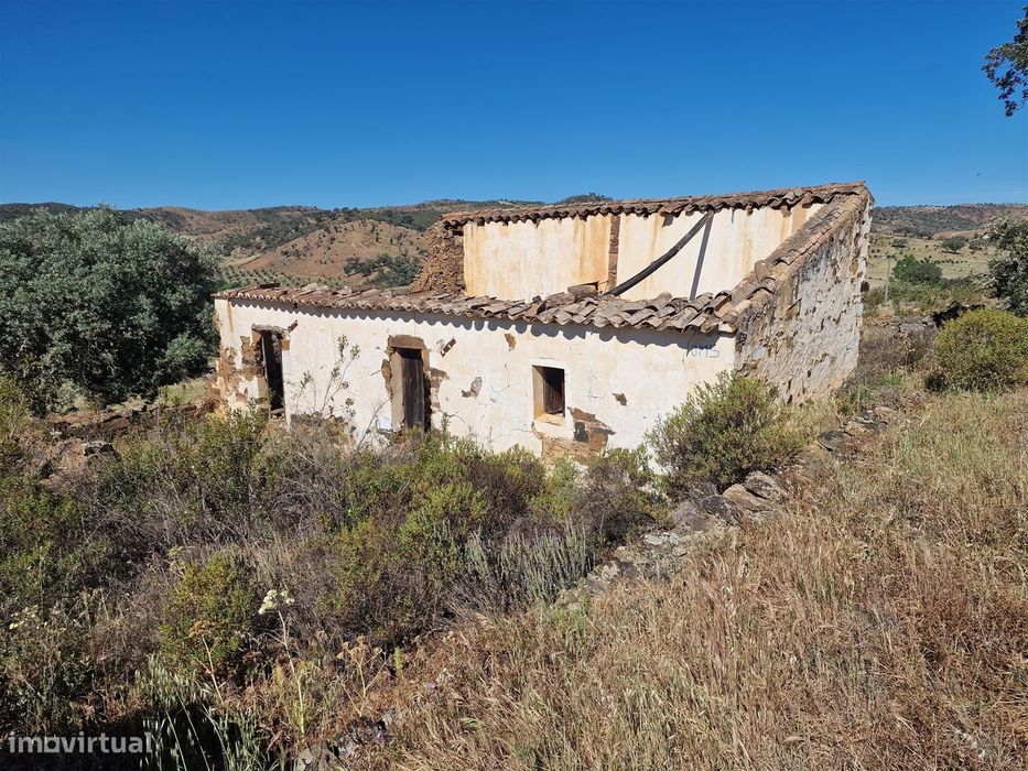 Moradia para Restaurar T2 Venda em Ameixial,Loulé