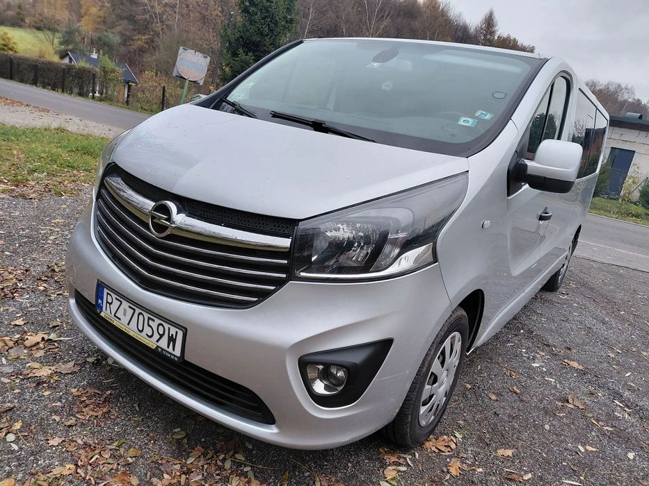 Opel Vivaro 2019r  CDTI 150 KM  9 osób Long Passenger