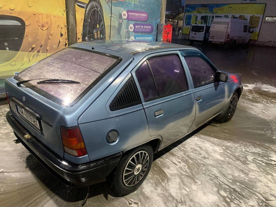 Опель кадет 1.4 газ/бенз