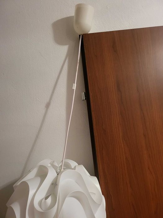 Lampy wiszace z kloszem