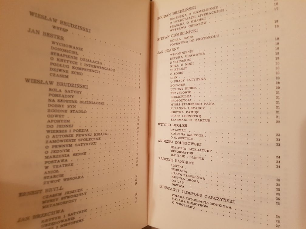 Piąty wiek fraszki polskiej p.red.W.Brudzińskiego WAiF 1979