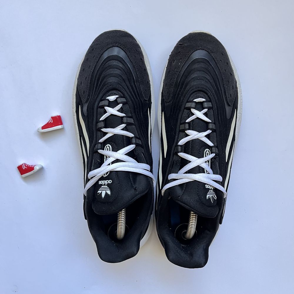 Adidas Onelia 43,5р кроссовки кросівки