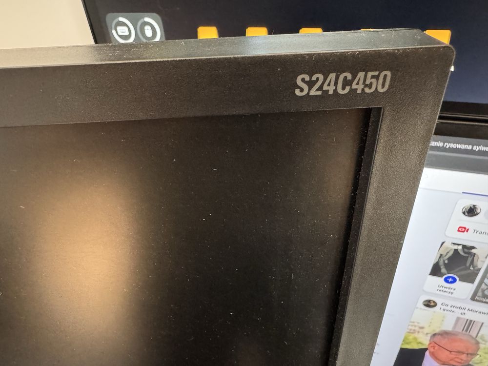 Monitor samung S24C450BW 24”