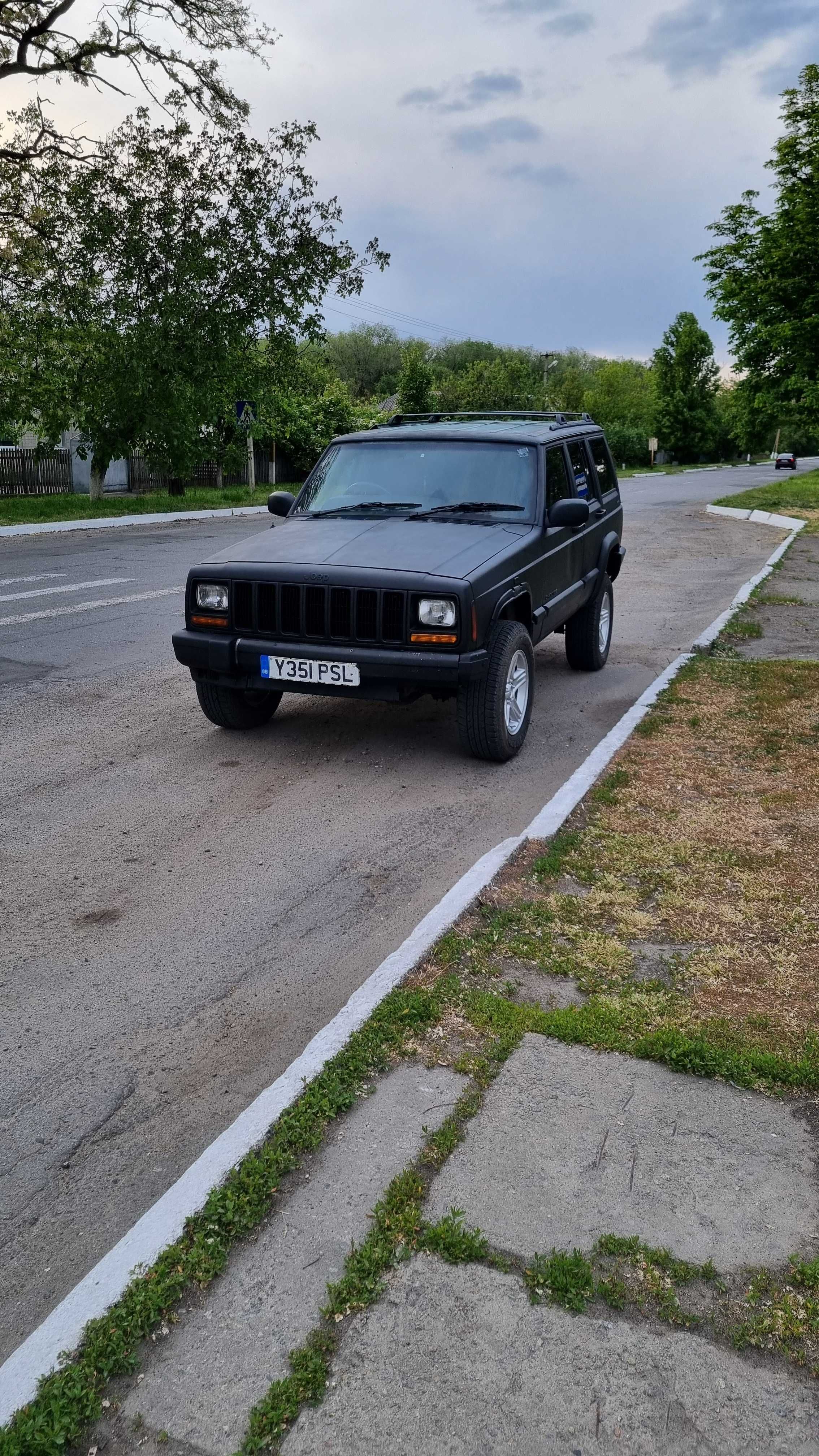 Джип Черокі 2.5 тді