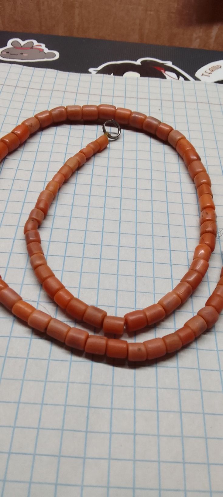 Старинные коралловые бусы
