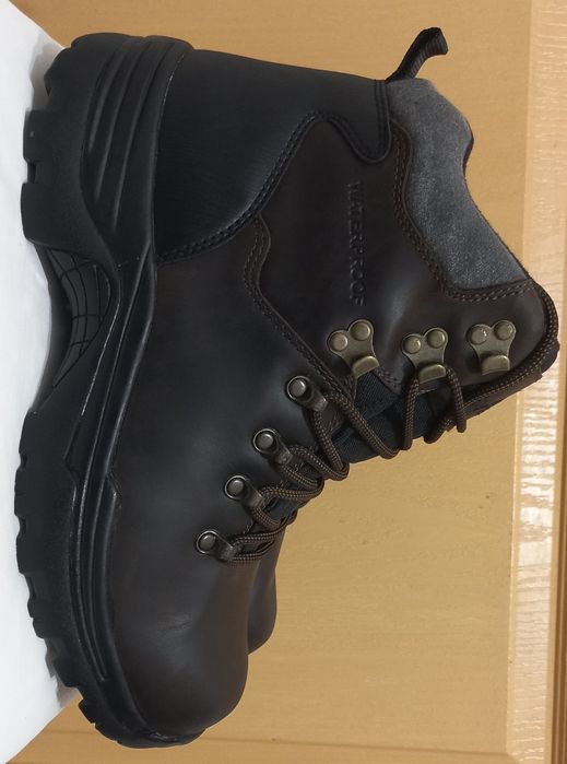 Продам чоловічі оригінальні нат шкіра зимові термочеревики EVEREST нов